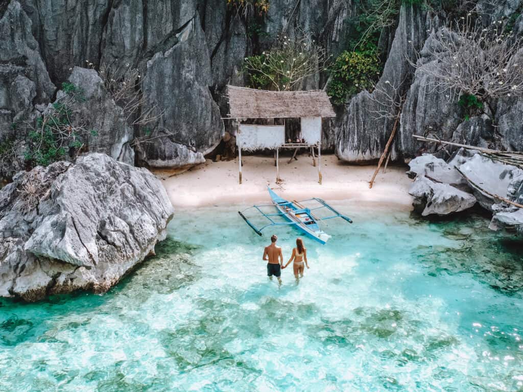 Coron Island Hopping Twin Lagoon Beach Hut Couple