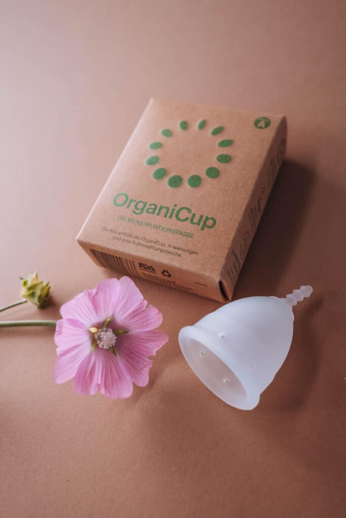 organicup with packaging