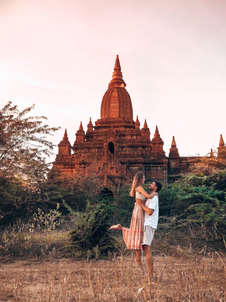 Couple in front of Pagoda on Sunset in Bagan