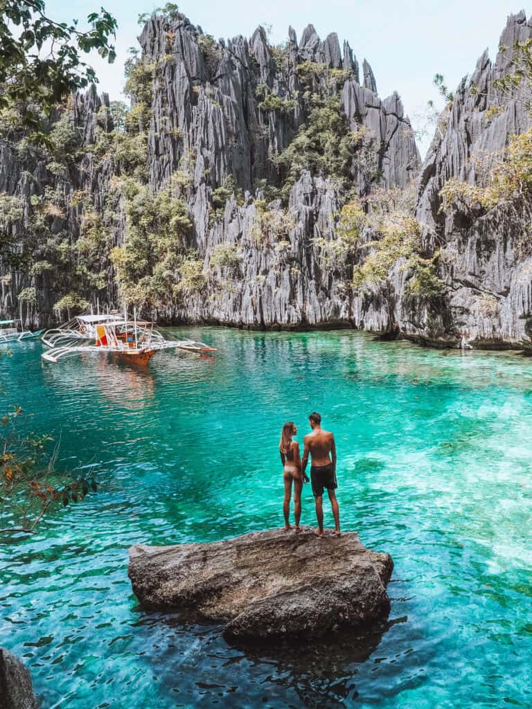 Coron Island Hopping Twin Lagoon Couple