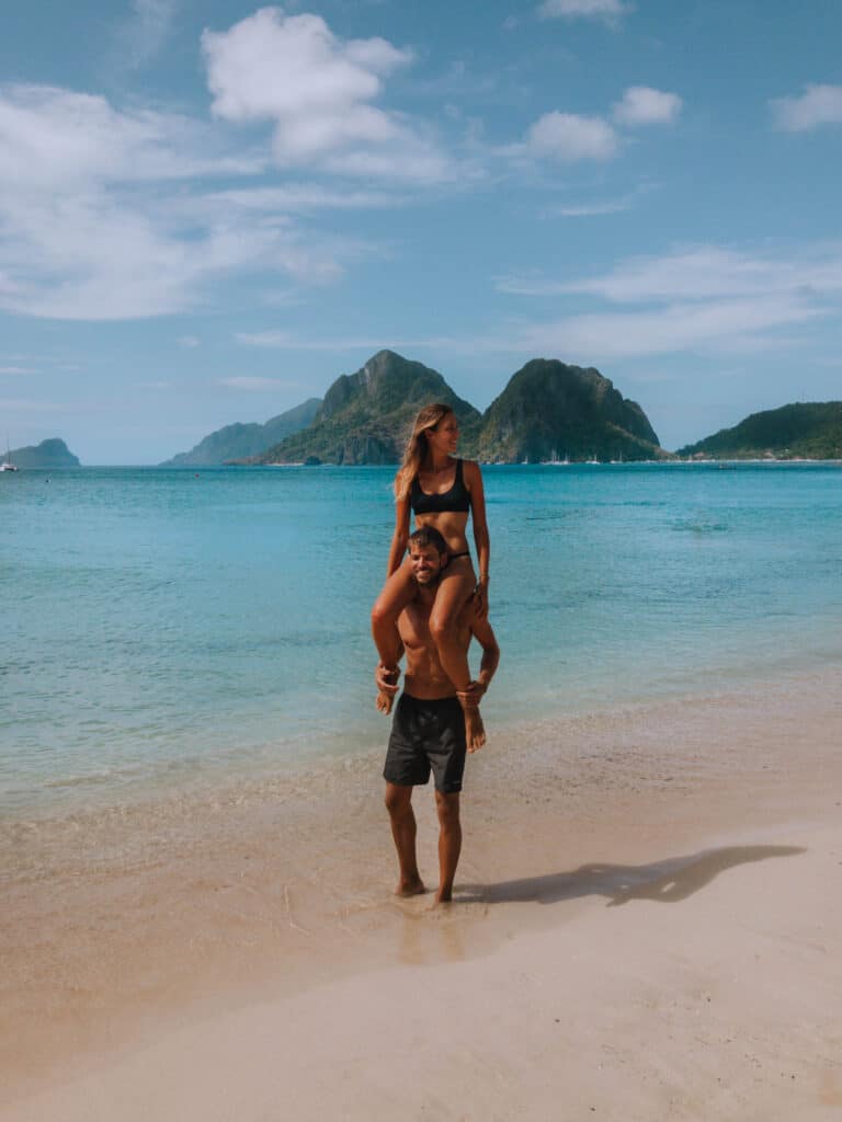 El Nido Marimegmeg Beach Couple