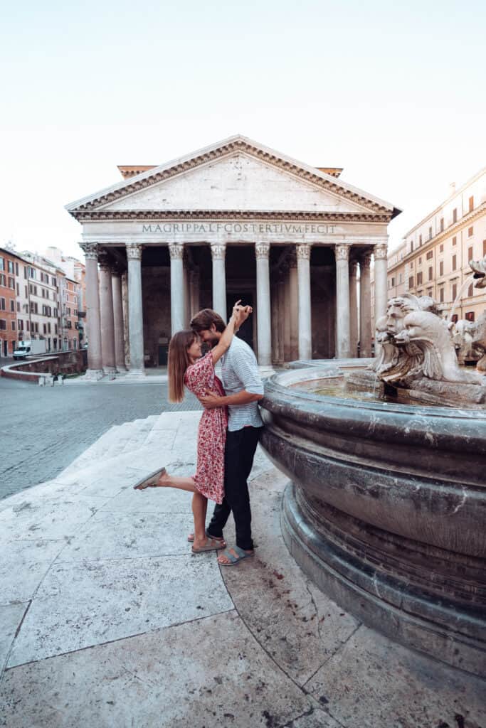 Italy Rome Pantheon Fountain Couple