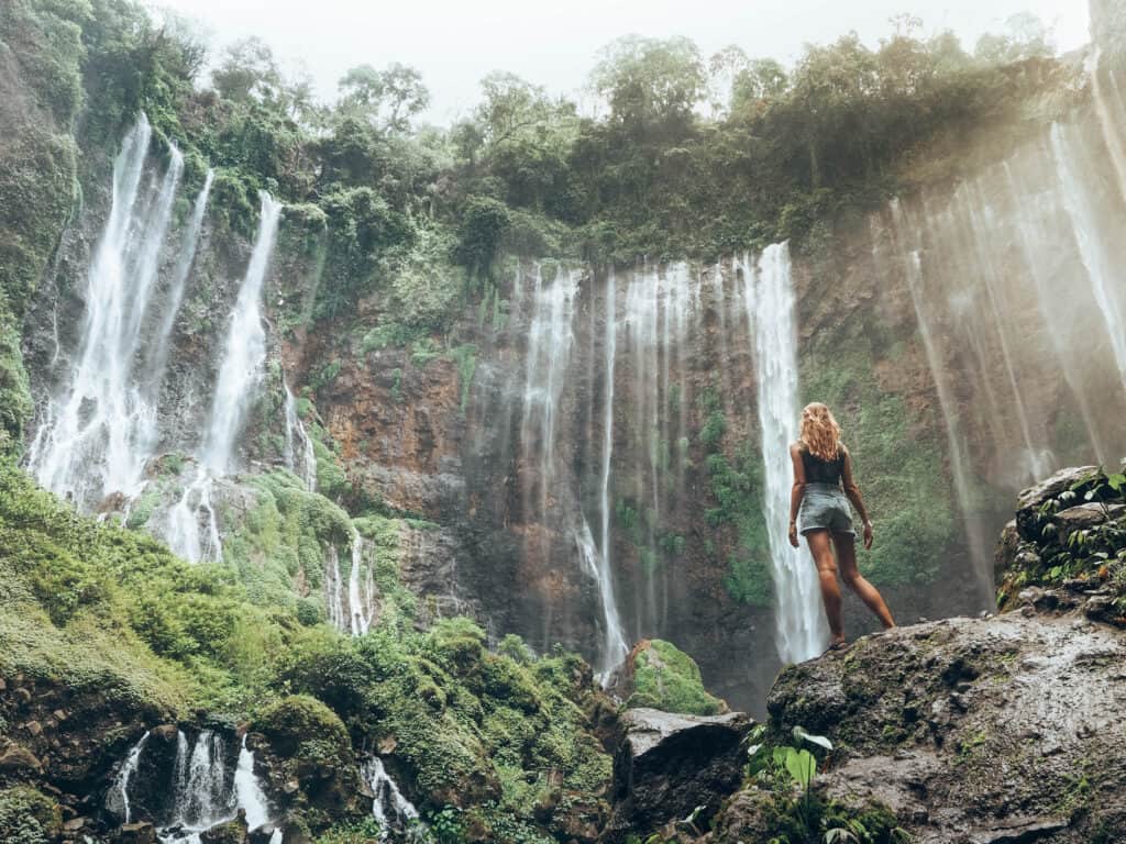 Java Tumpak Sewu Waterfall Woman