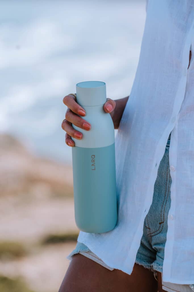 Plastic free reusable self-cleaning water bottle from LARQ
